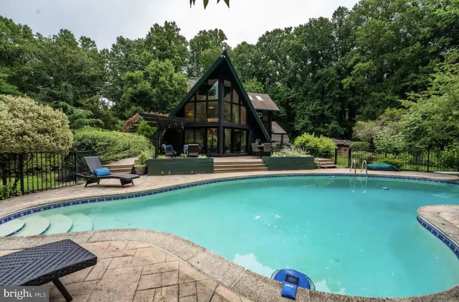 2744 Brooke Rd, Stafford, VA 22554 - #2