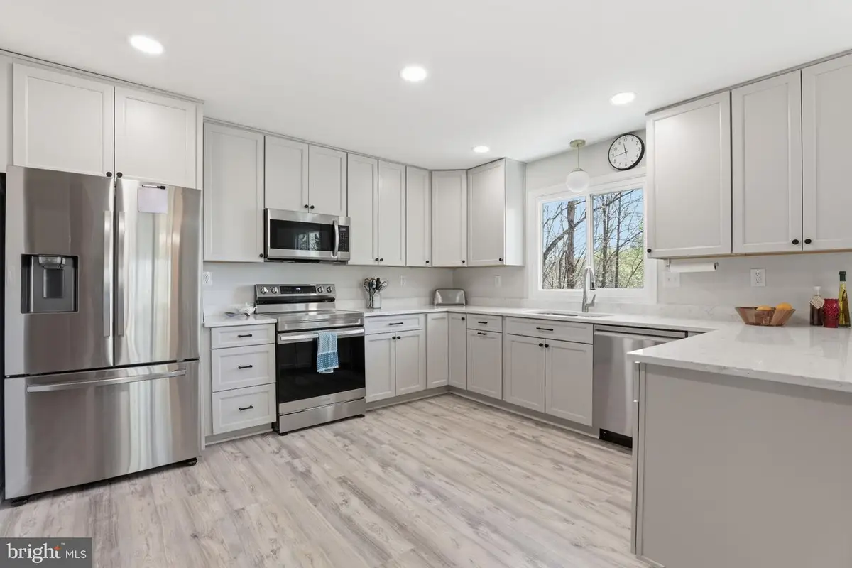 218 Midshipman Cir, Stafford, VA 22554 - #1