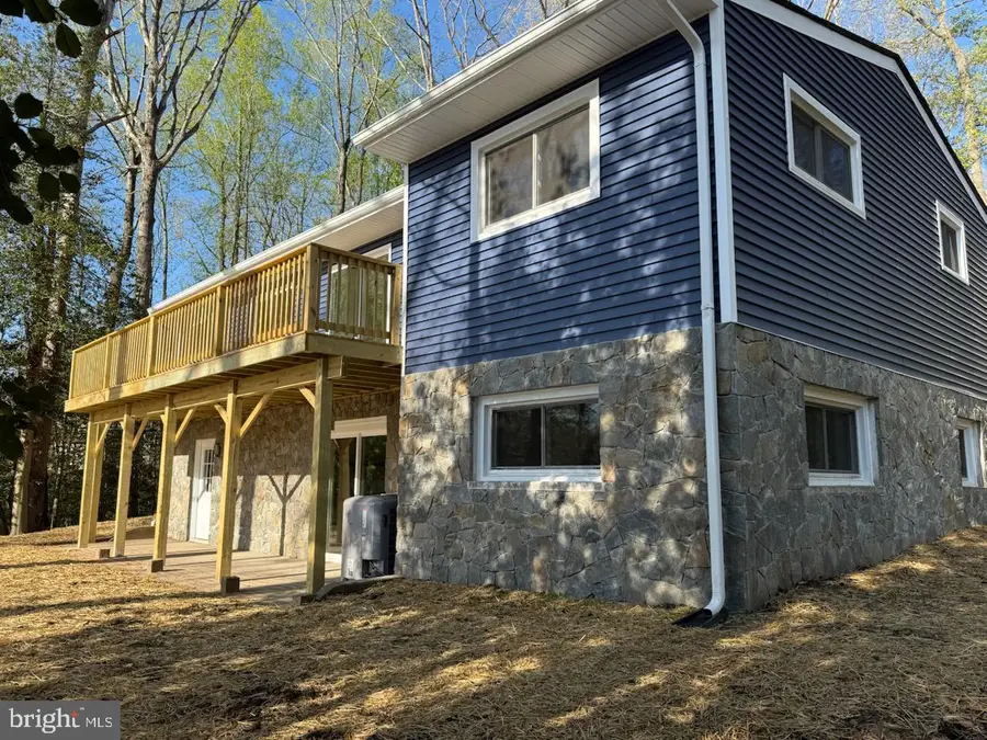 1070 Lakeview Dr, Stafford, VA 22556 - #3