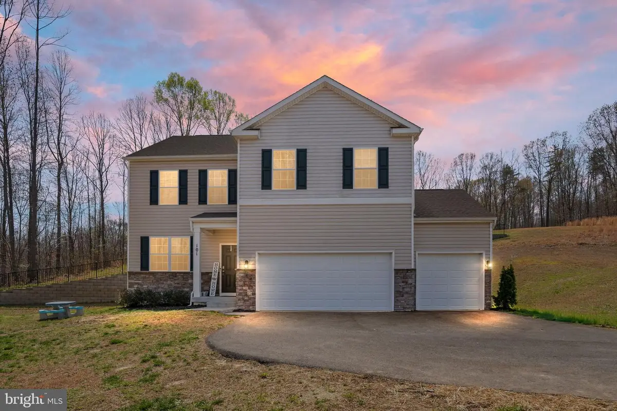 101 Pinewood Rd, Fredericksburg, VA 22405 - #1