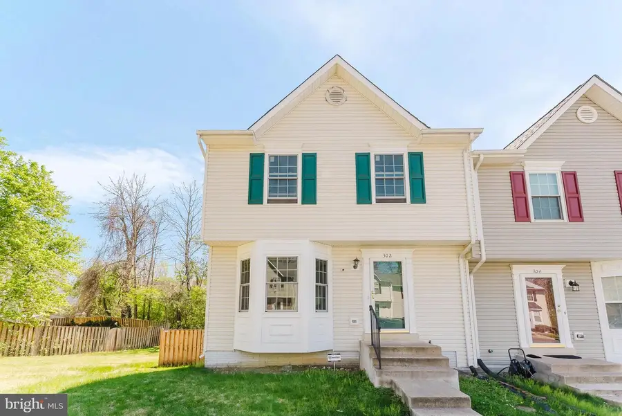 302 Kings Crest Dr, Stafford, VA 22554 - #2