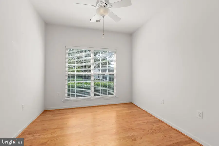 76 Gladstone Dr, Fredericksburg, VA 22406 - #3