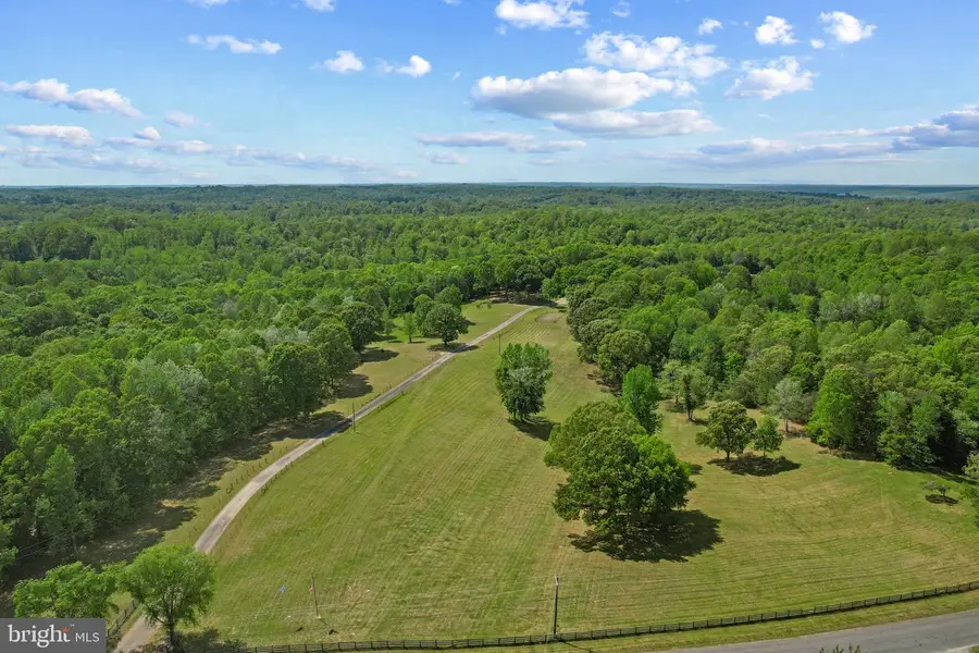 41 Wood Landing Rd, Fredericksburg, VA 22405 - #2