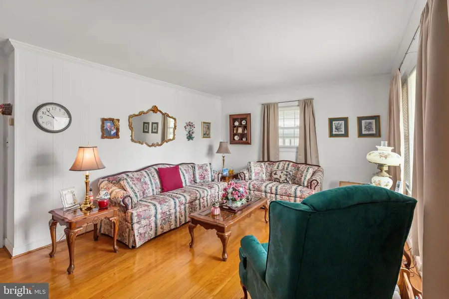 605 Culpeper St, Fredericksburg, VA 22405 - #3