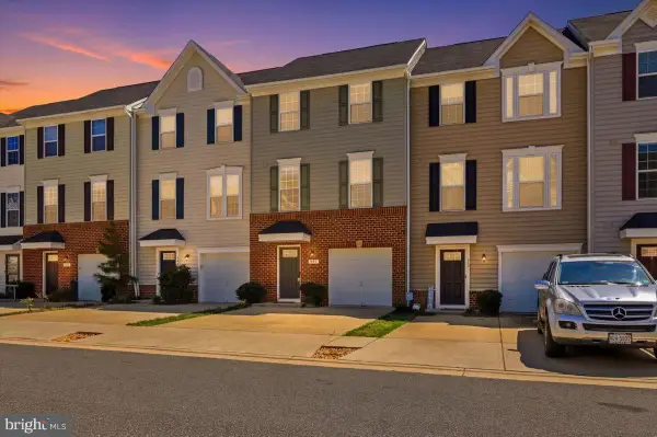 311 Landing Dr, FREDERICKSBURG, VA 22405