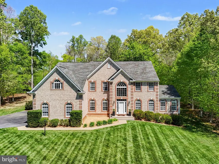 35 Mills Hollow Dr, Fredericksburg, VA 22406 - #2