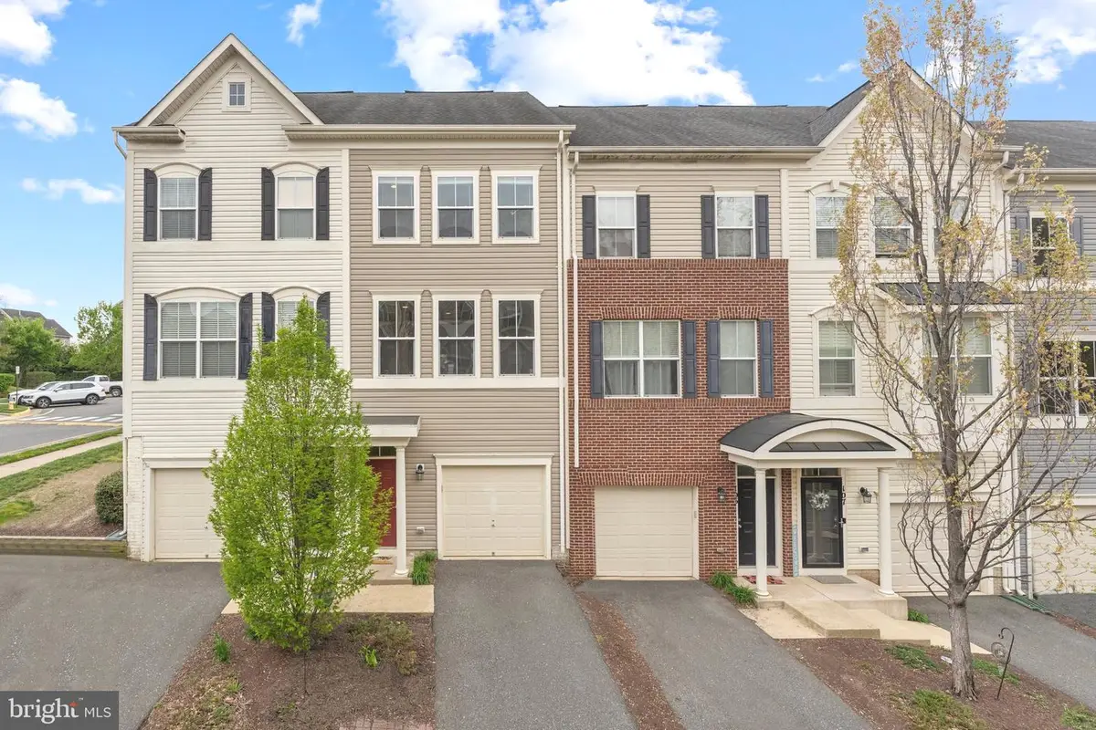 103 Saginaw Dr #302, Stafford, VA 22556 - #1