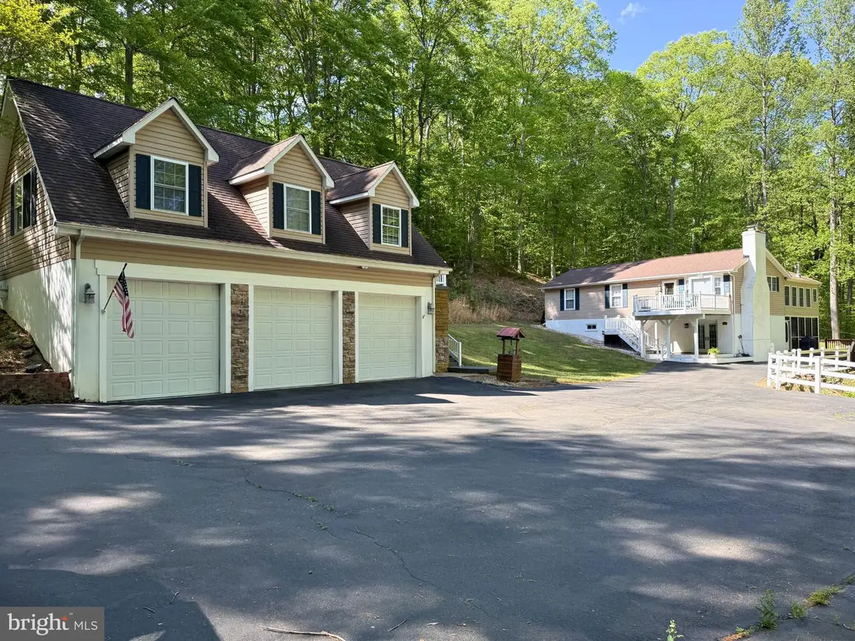 115 Southern View Dr, Stafford, VA 22554 - #1