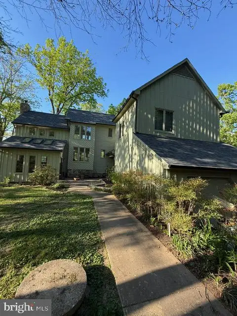 379 Wood Landing Rd, FREDERICKSBURG, VA 22405