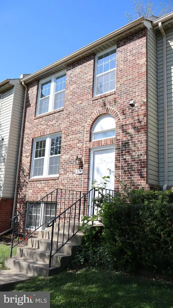 204 Barksdale Pl, Stafford, VA 22554 - #2