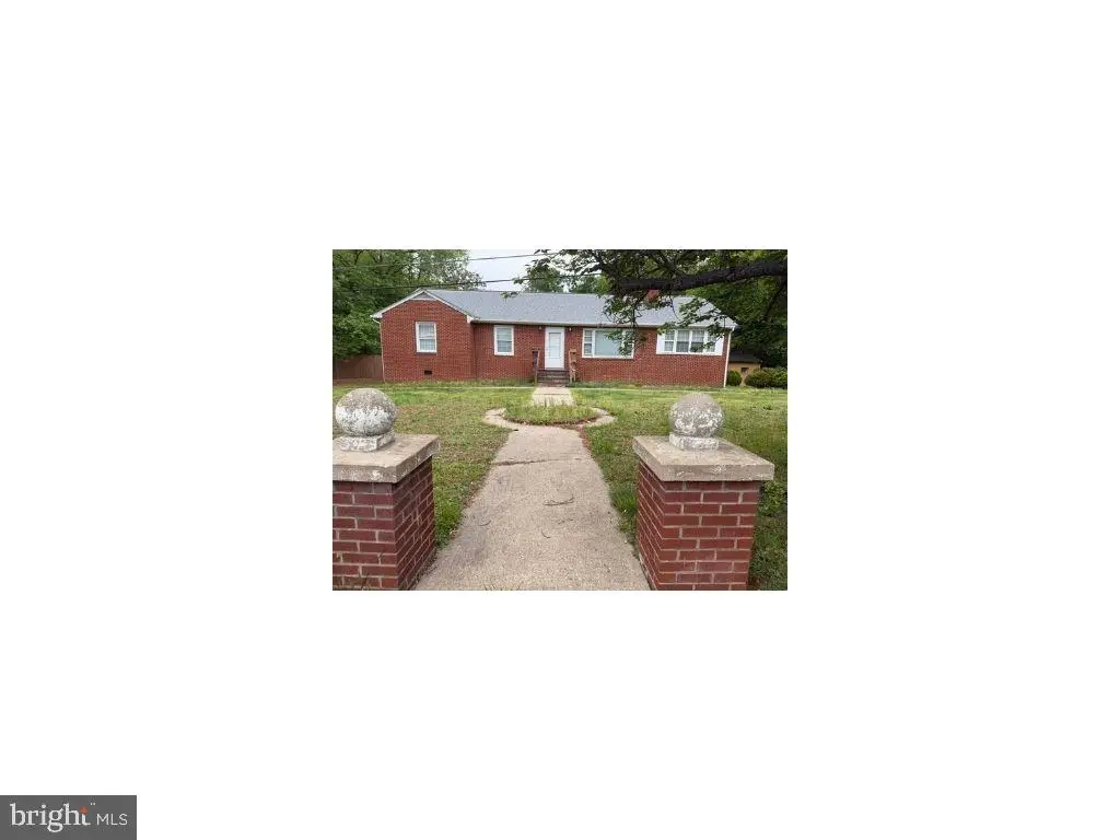 130 Sanford Dr, Fredericksburg, VA 22406 - #1