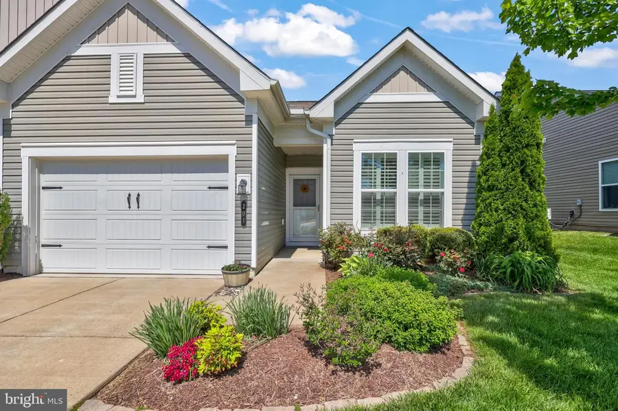 201 Long Point Dr, Fredericksburg, VA 22406 - #2