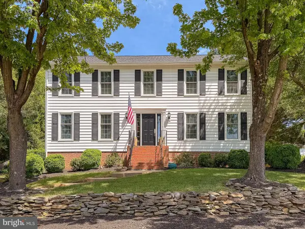 10 N Pointe Dr, FREDERICKSBURG, VA 22405