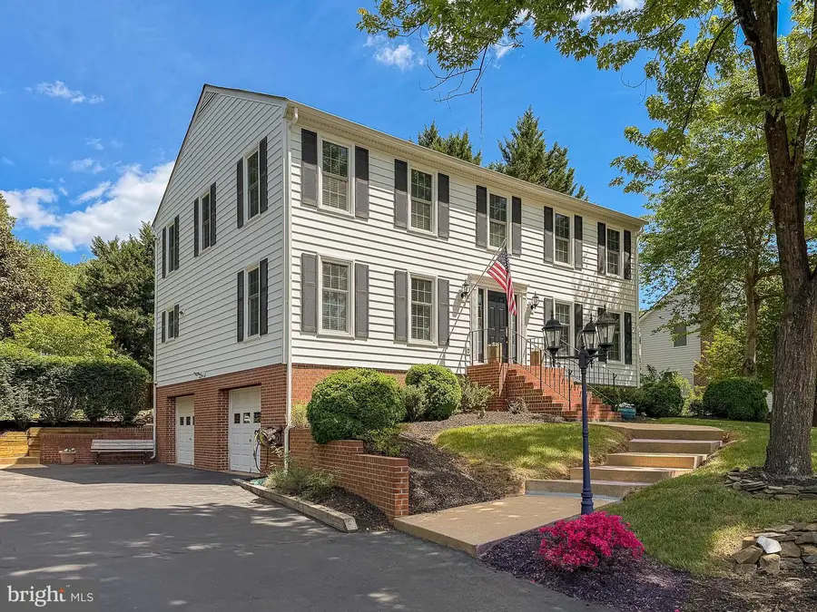 10 N Pointe Dr, Fredericksburg, VA 22405 - #2