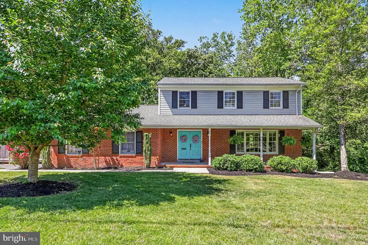 301 Greenwood Dr, Fredericksburg, VA 22405 - #1