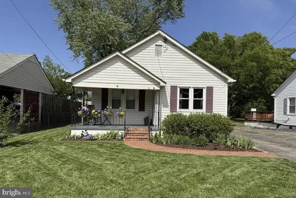 205 E Chatham St, FREDERICKSBURG, VA 22405