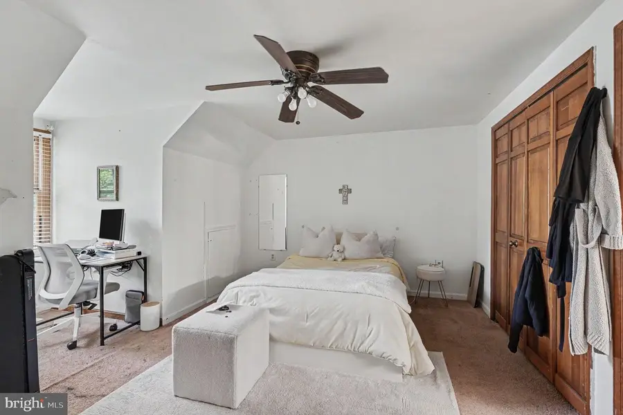 2 Lord Fairfax Dr, Fredericksburg, VA 22405 - #3