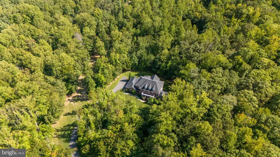 425 Wakerobin Dr, Stafford, VA 22556 - #2