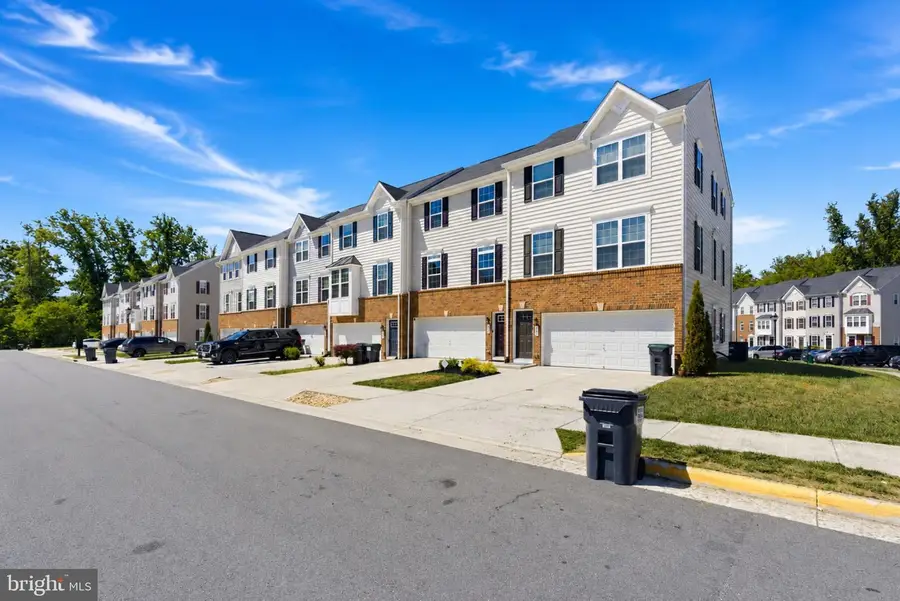 602 Rolling Valley Dr, Fredericksburg, VA 22405 - #2