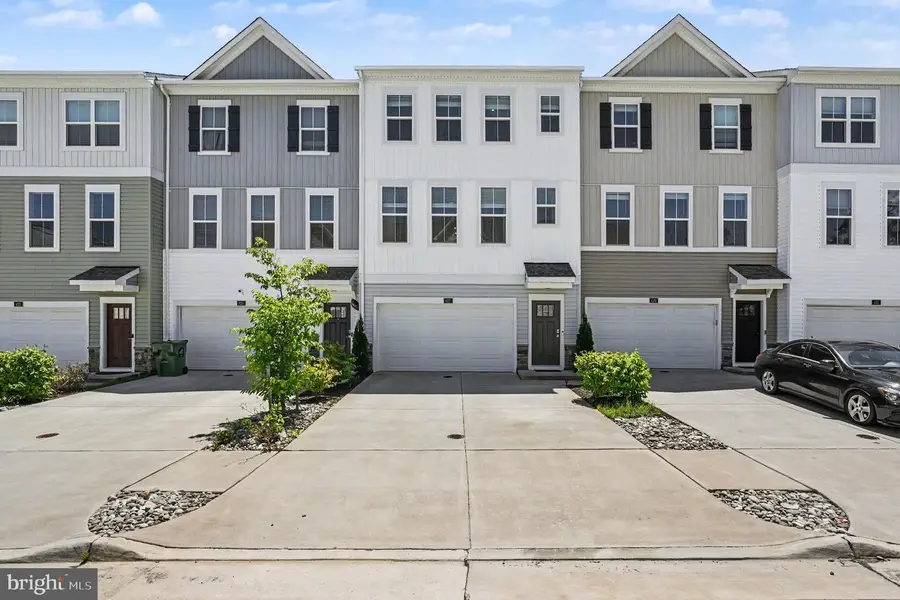 427 Snowberry Ln, Fredericksburg, VA 22405 - #2