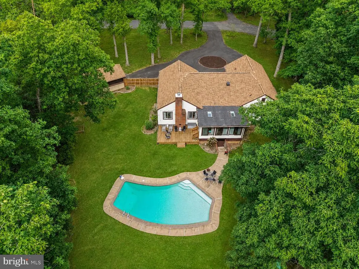 10 Ridgeview Cir, Fredericksburg, VA 22406 - #1
