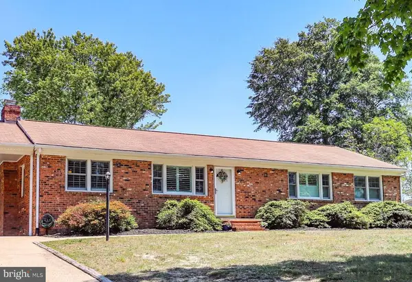 223 Spring Knoll Cir, FREDERICKSBURG, VA 22405