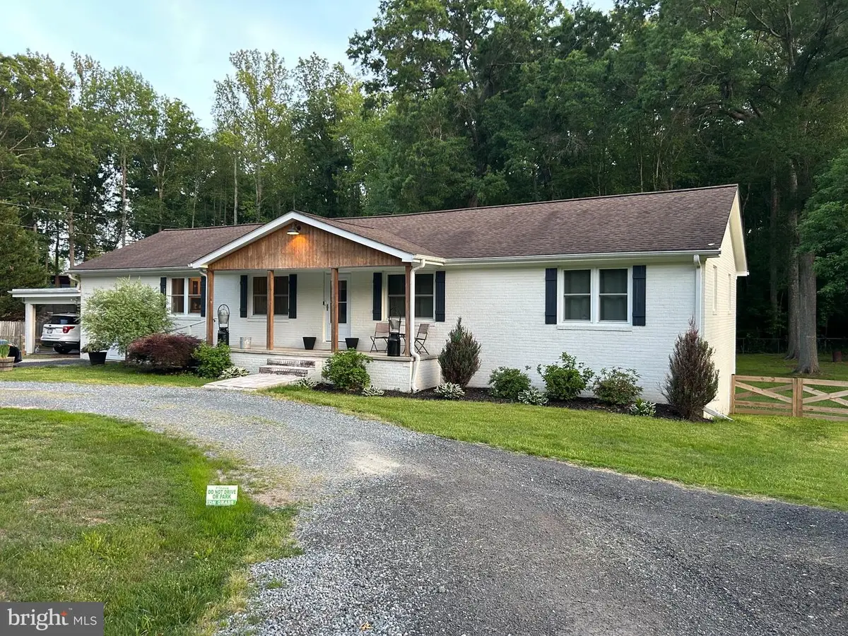 2237 Mountain View Rd, Stafford, VA 22556 - #1