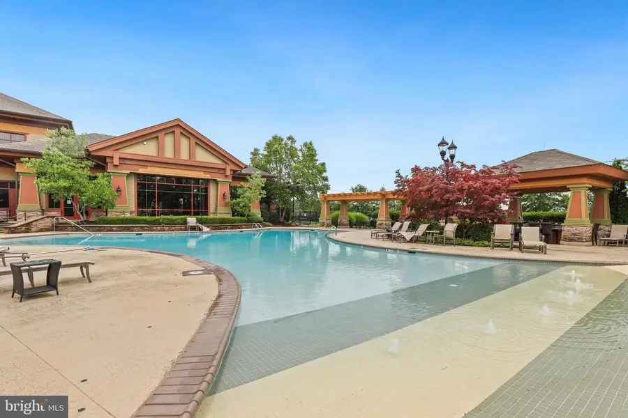 37 Battery Point Dr, Fredericksburg, VA 22406 - #3