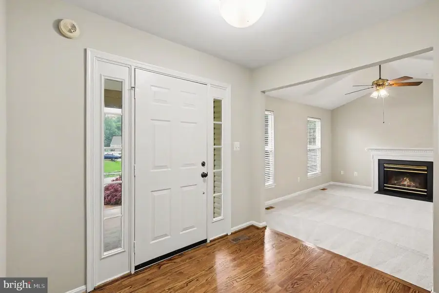 67 Cardinal Forest Dr, Fredericksburg, VA 22406 - #3
