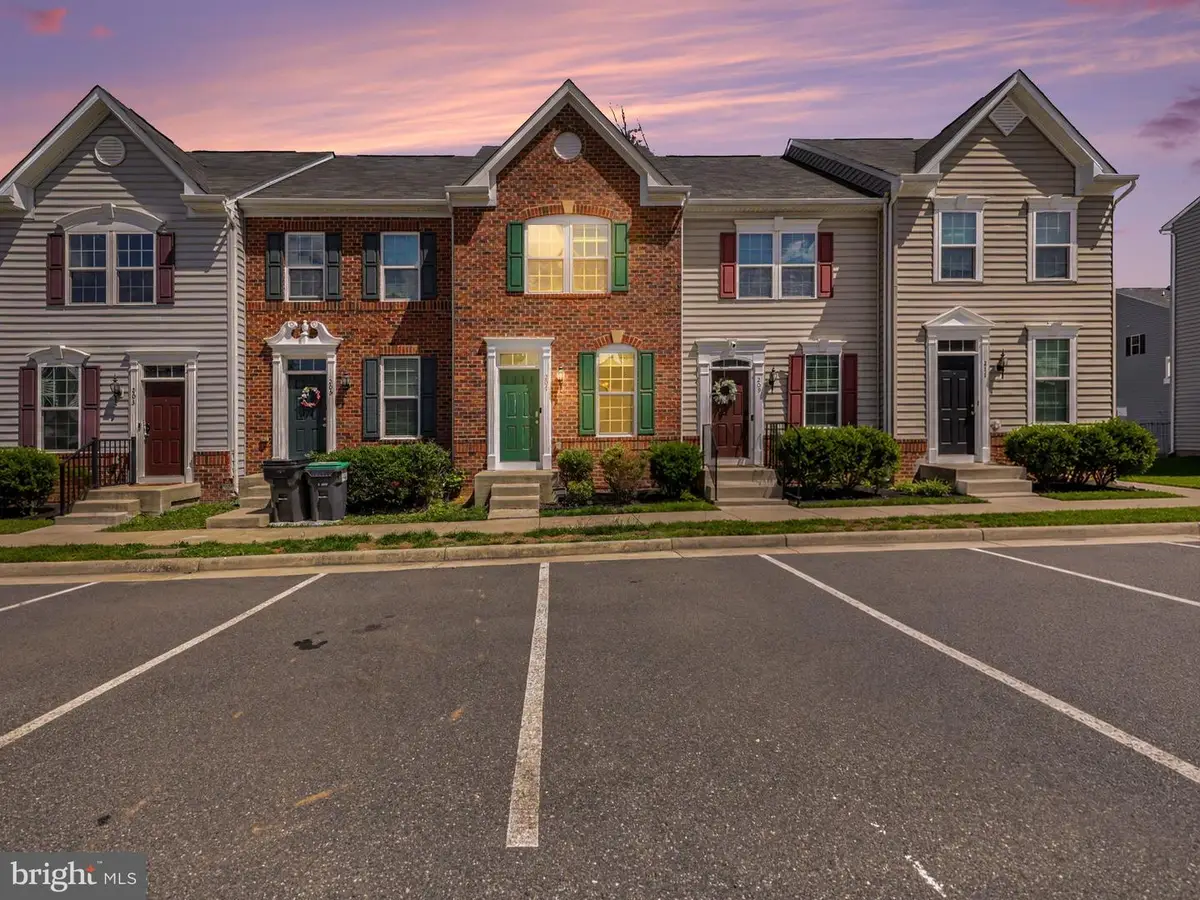 207 Streamview Dr, Fredericksburg, VA 22405 - #1