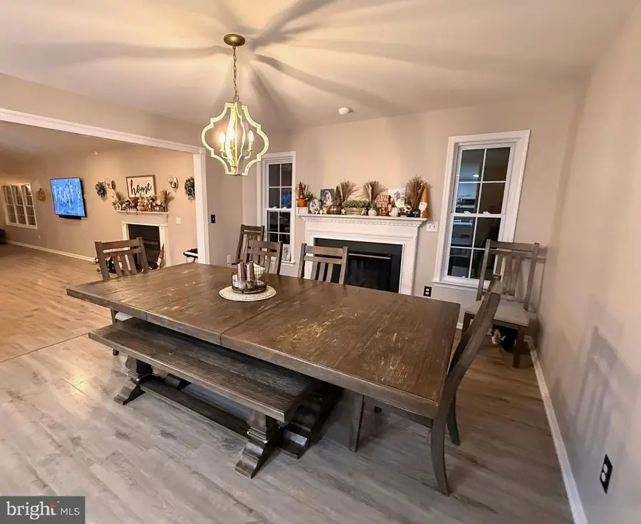 9 Falling Water Ct, Fredericksburg, VA 22405 - #3
