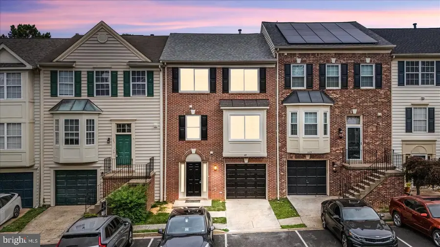 107 W Park Dr, Stafford, VA 22554 - #2