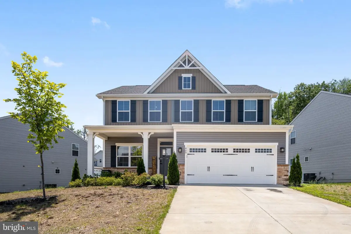 409 Vandegrift Rd, Stafford, VA 22554 - #1