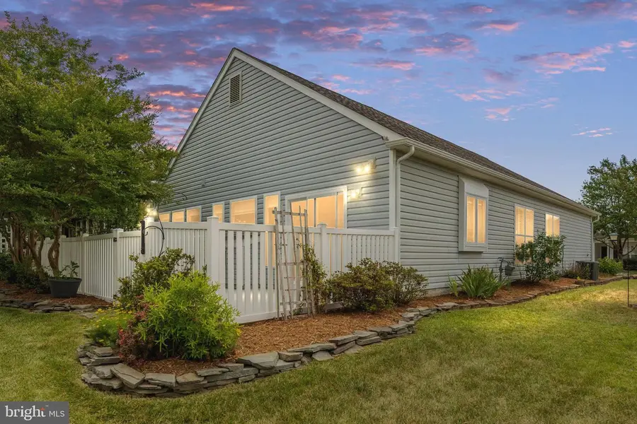 12 Hanover Dr, Fredericksburg, VA 22406 - #2