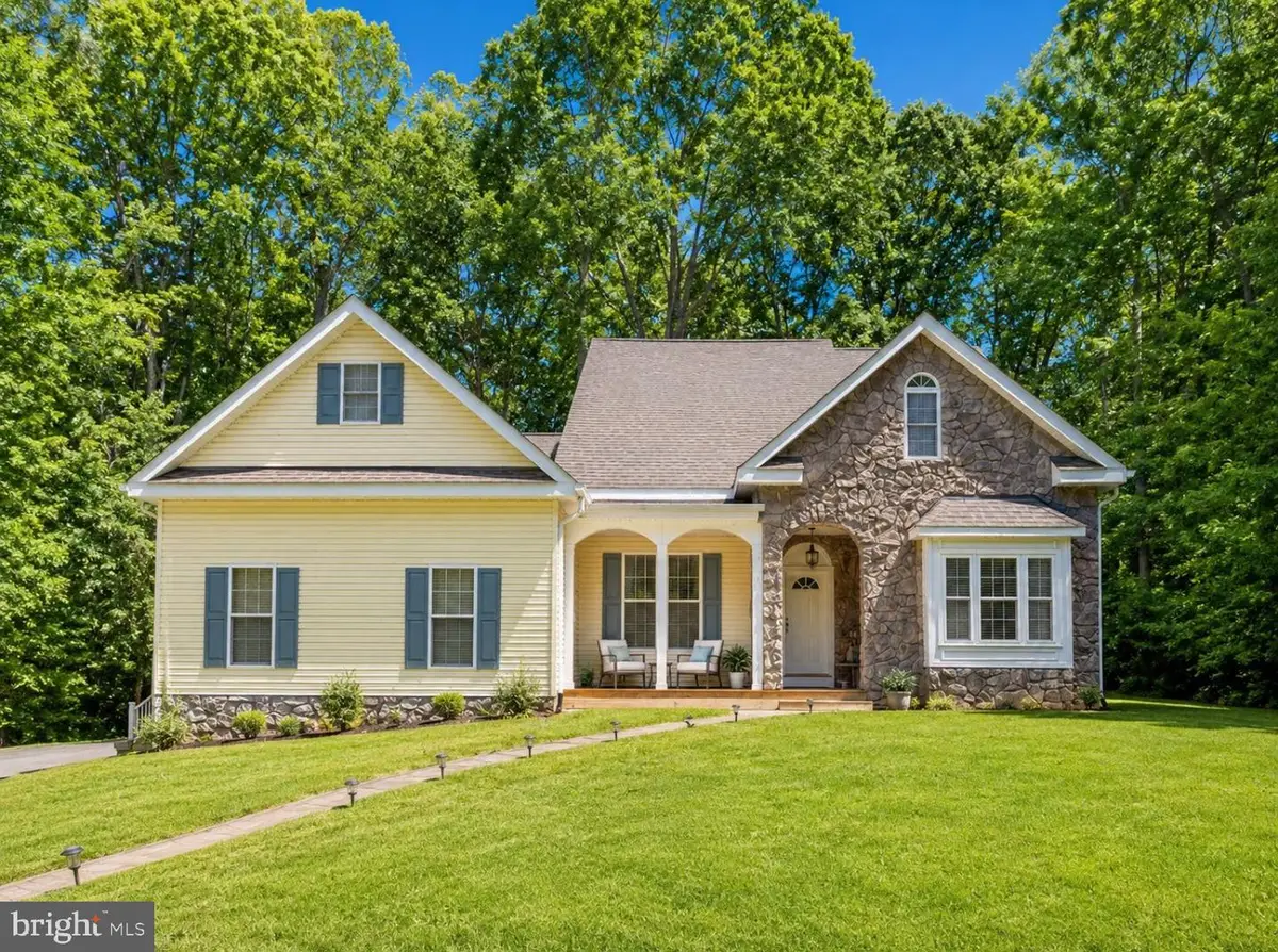 319 Richland Rd, Fredericksburg, VA 22406 - #1