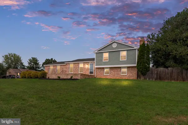 400 Collingwood Dr, FREDERICKSBURG, VA 22405