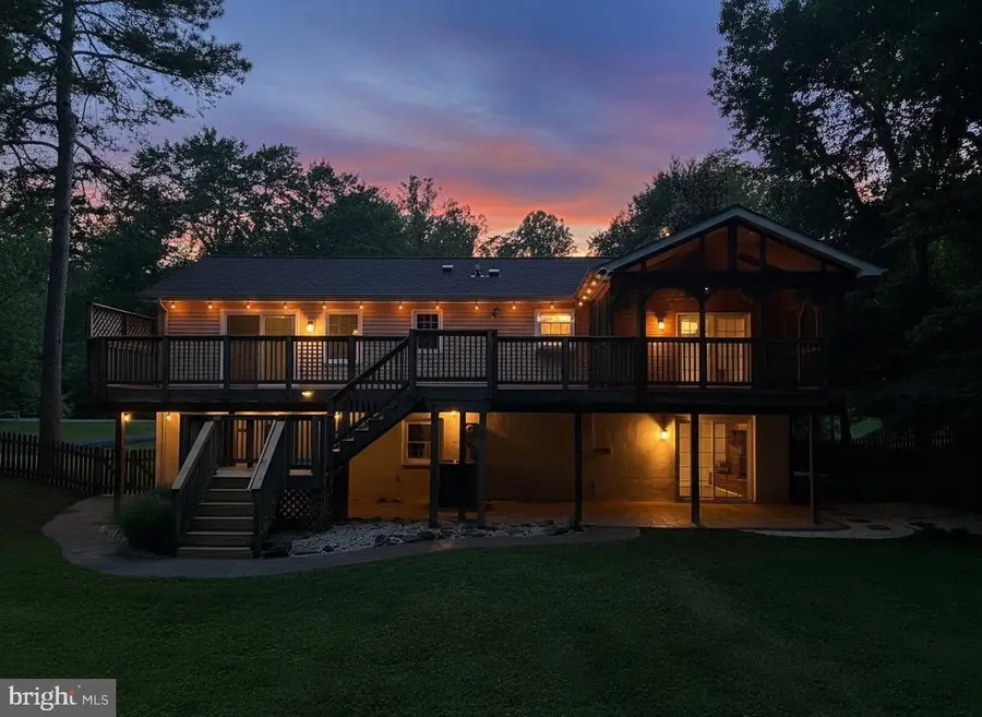 12 Clover Hill Dr, Stafford, VA 22556 - #3