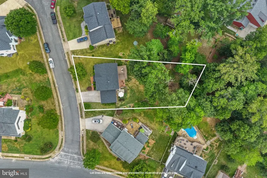 70 Greenhill Ln, Fredericksburg, VA 22405 - #2
