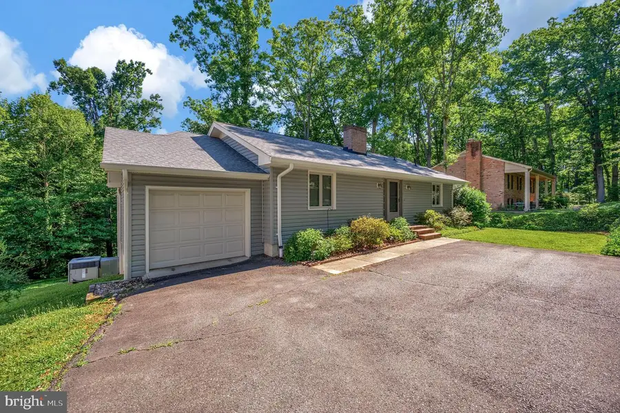 8 Ridgemore Cir, Fredericksburg, VA 22405 - #3