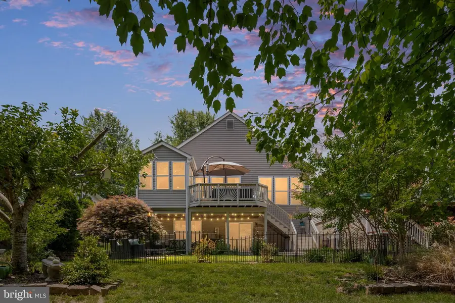 332 Bridgewater Cir, Fredericksburg, VA 22406 - #2