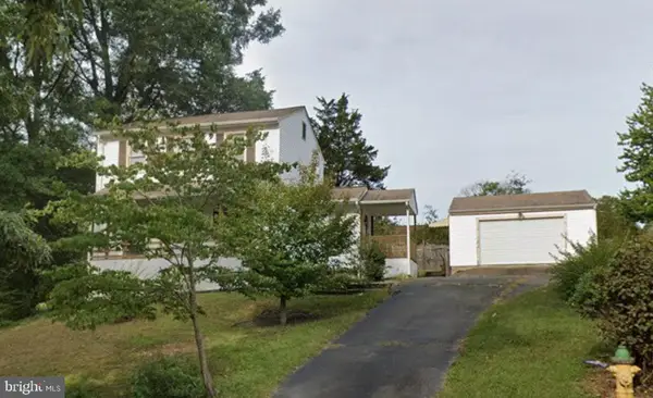 2 Mills Ct, FREDERICKSBURG, VA 22405
