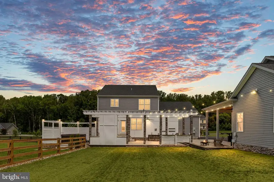 215 Saddle Ridge Ln, Fredericksburg, VA 22406 - #2