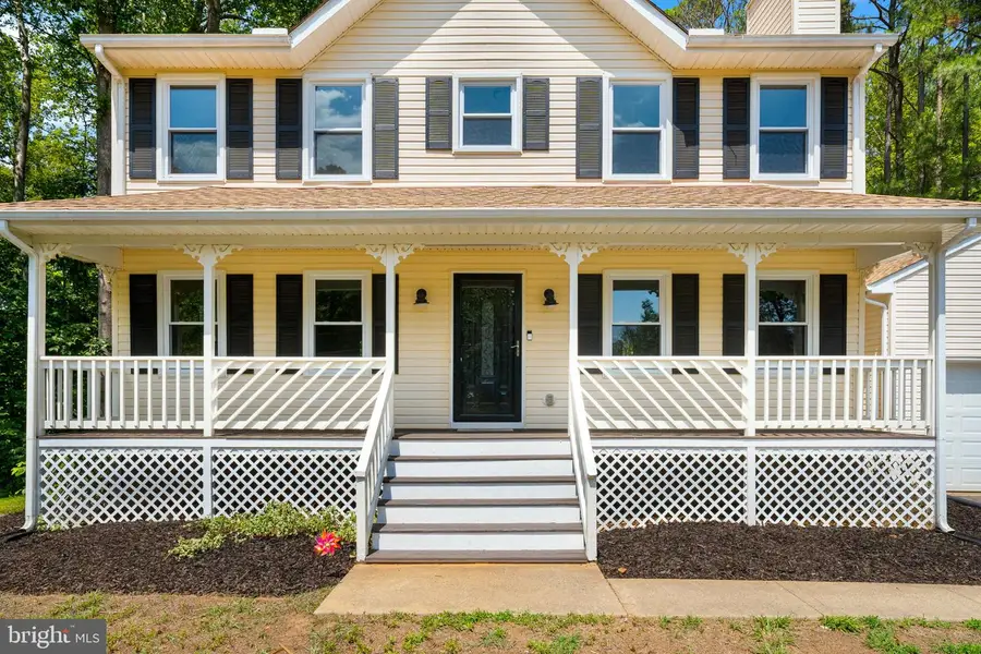 4 Cannon Knolls Dr, Fredericksburg, VA 22406 - #2