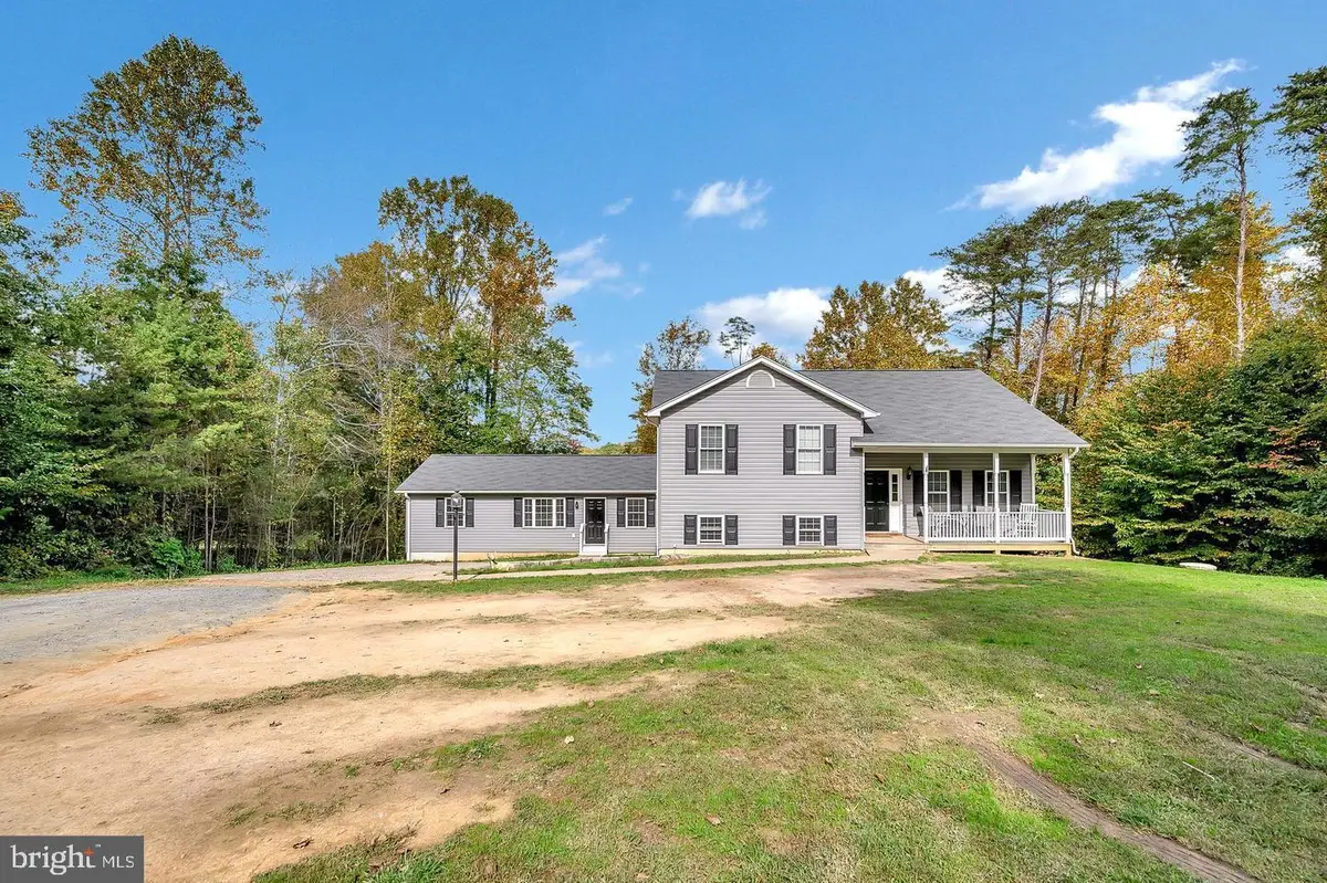 70 Grove Ln, Fredericksburg, VA 22406 - #1