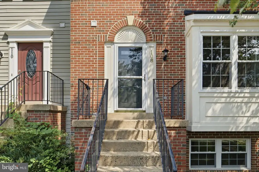 108 Pinnacle Dr, Stafford, VA 22554 - #3
