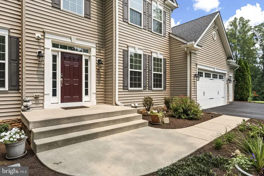 196 Mcpherson Dr, Fredericksburg, VA 22406 - #3