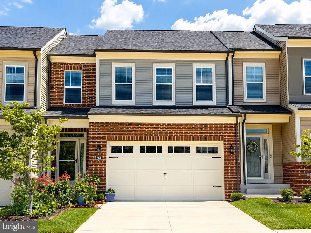 243 Smokebush Dr, Stafford, VA 22554 - #1