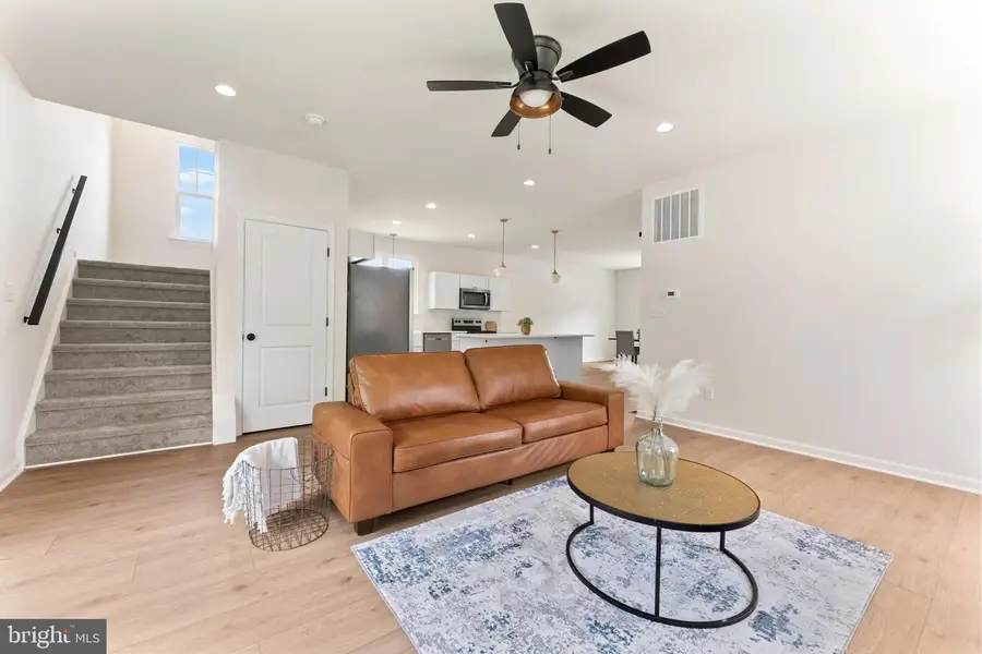 203 Jett Dr, Fredericksburg, VA 22405 - #2