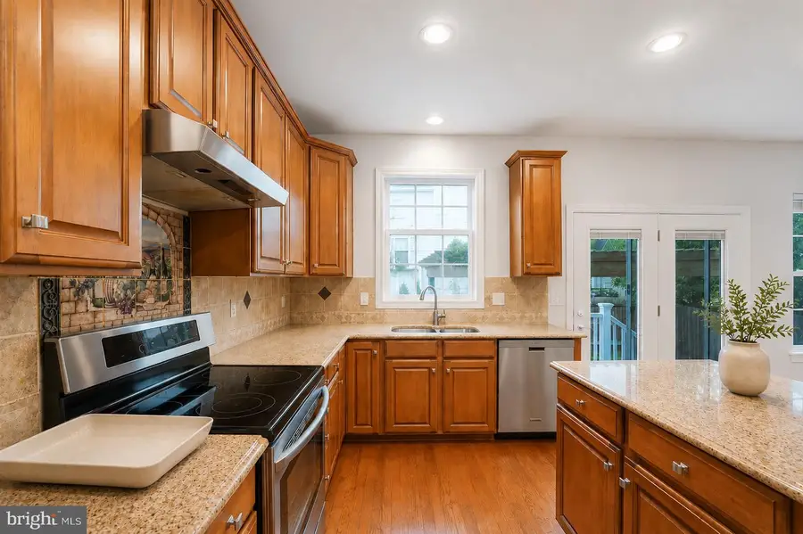 49 Hayes St, Stafford, VA 22556 - #3
