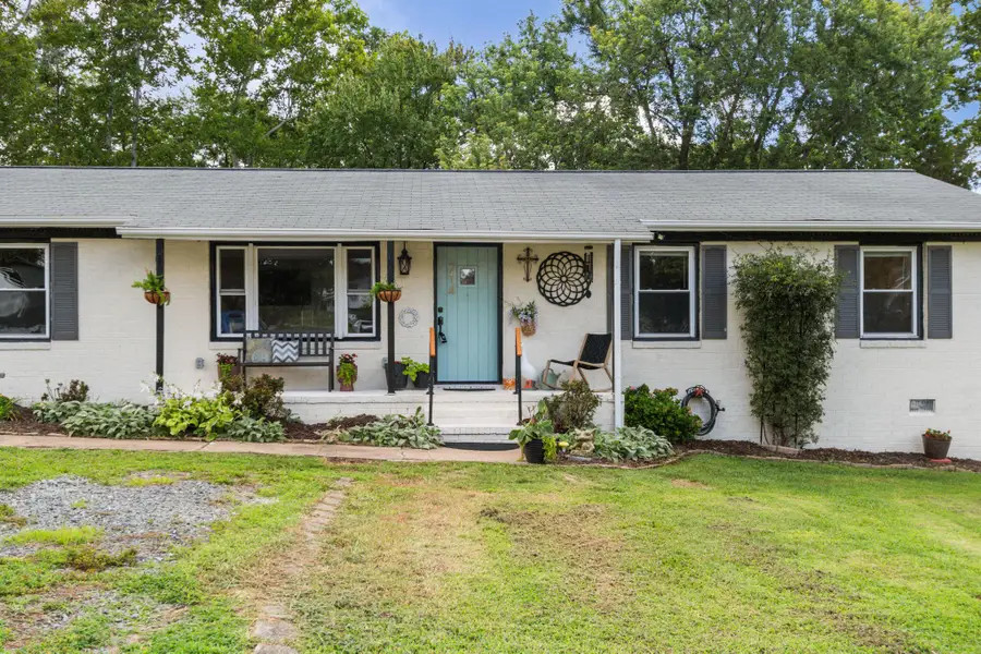 714 Scott Dr, Fredericksburg, VA 22405 - #2